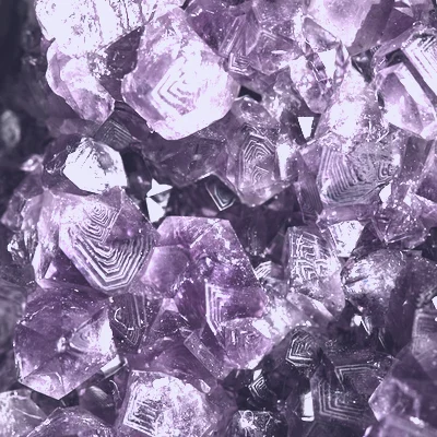 打造能量防護：紫水晶簇意象